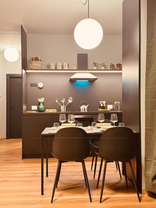 House 74 Apartment เวโรนา ภายนอก รูปภาพ